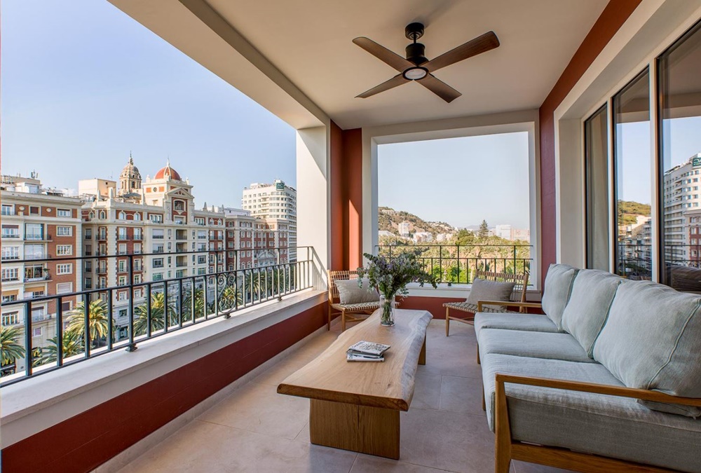 Only-You-Hotel-5-Estrellas-Malaga-Vistas