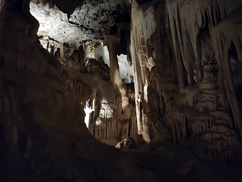 Estalagitas-Estalagmitas-Cuevas-Nerja