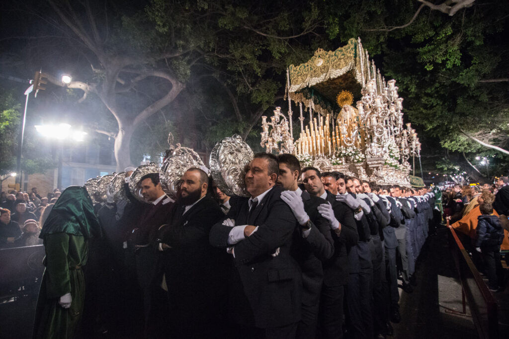 Estudiantes_-_Trono_de_la_Virgen_Lunes-Santo-Malaga