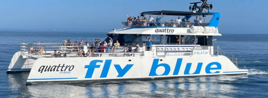 Paseo-Barco-Catamaran-Malaga-Fly-Blue