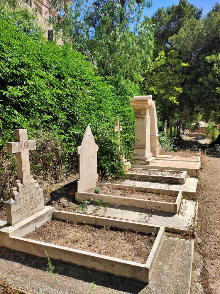 Tumbas-Cementerio-Inglés-Málaga