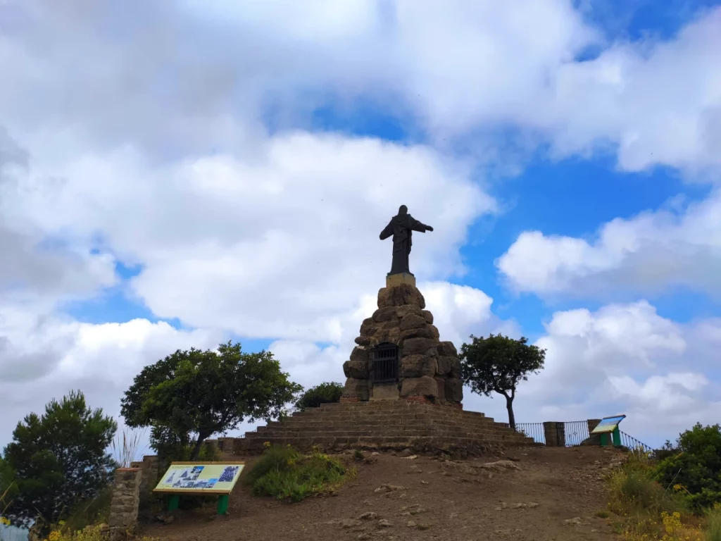 El-Santo-Pizarra-Senderismo-en-Málaga