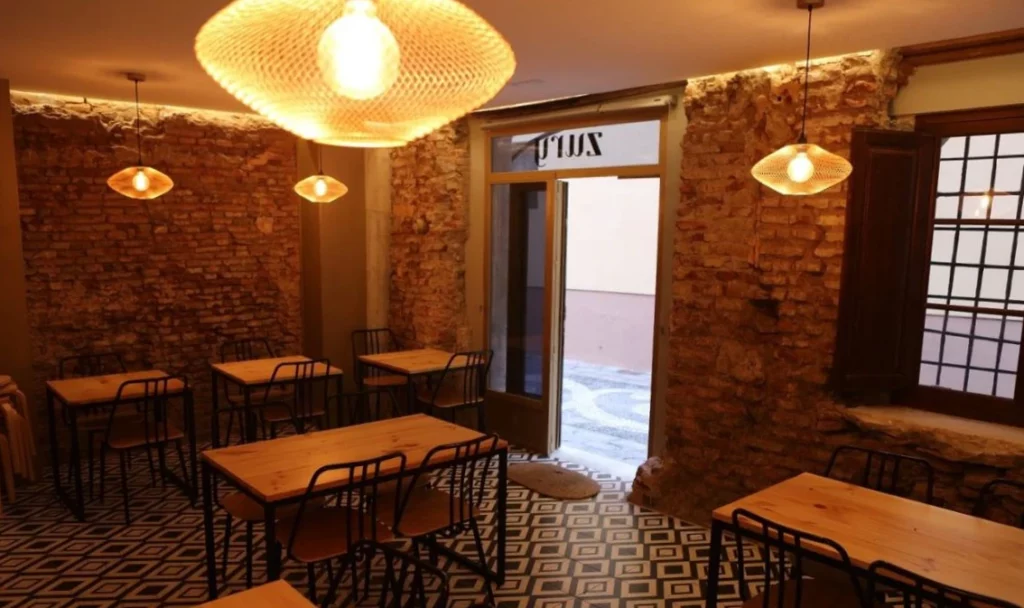 Inside-Zury-Restaurants-in-Malaga-to-eat
