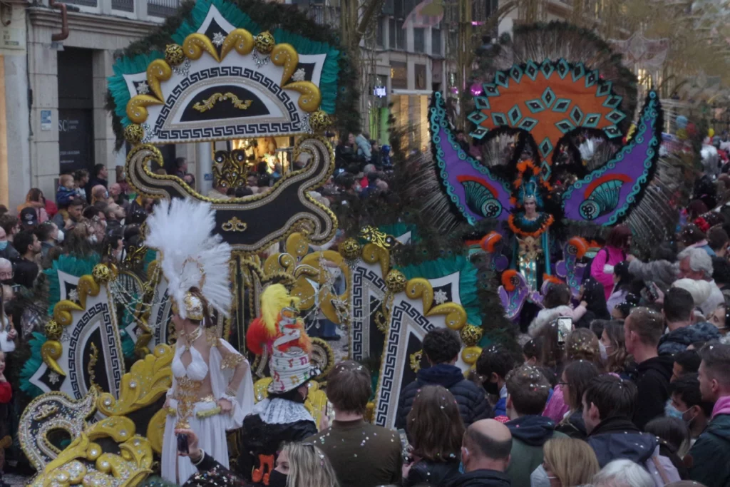 Gran-Desfile-Carnaval-Malaga-calle-Larios