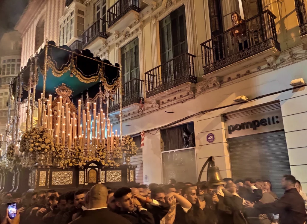 Procesiones-Calle-Nueva-Semana-Santa-Málaga